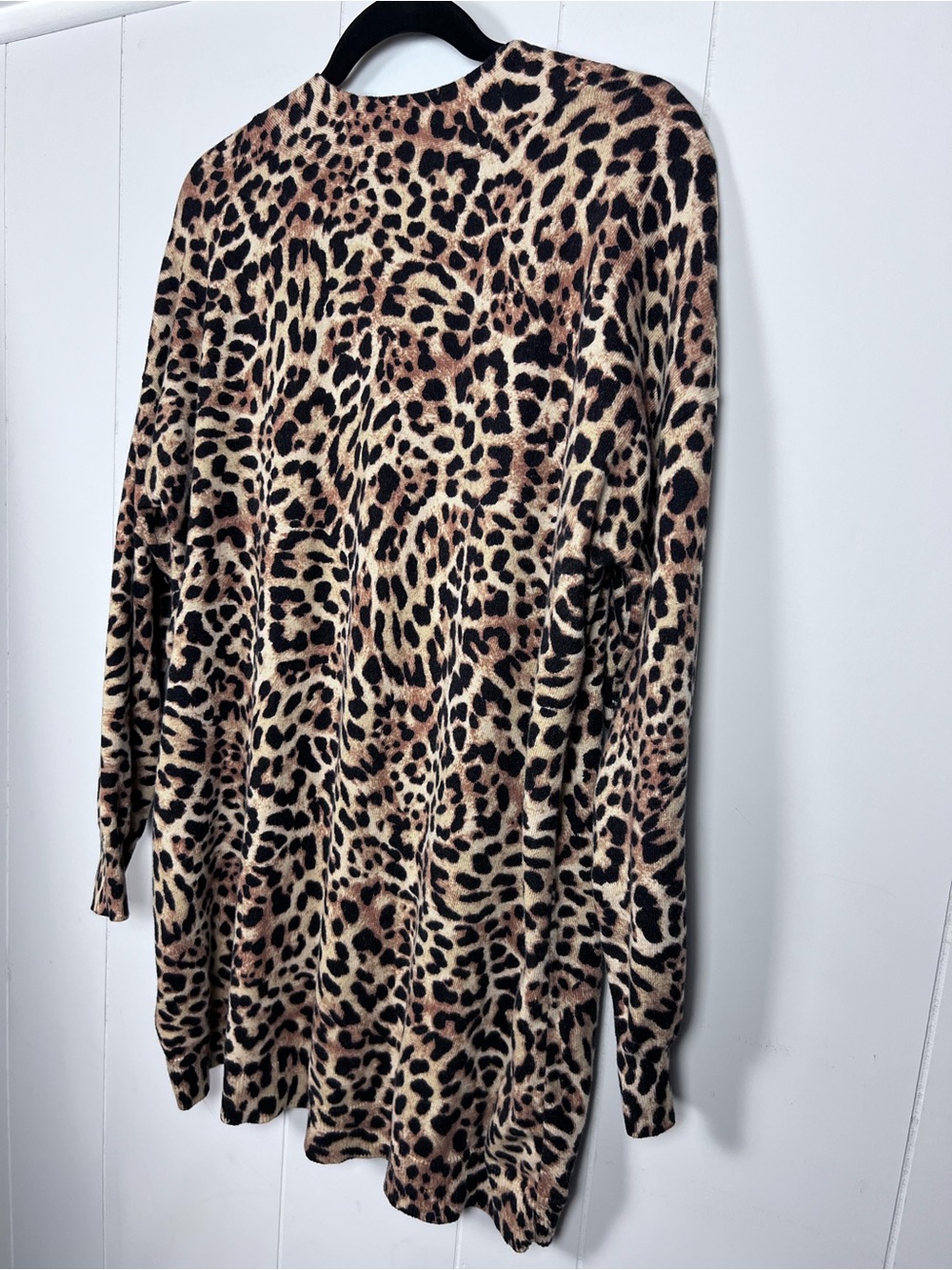 Chico’s Leopard Sweater Tunic V-Neck Long Length Soft Size XL - Picture 7 of 12